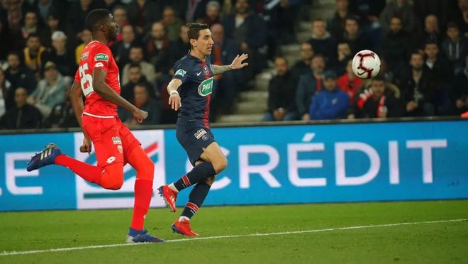 南宫体育官网-罗马发布备战花絮，赛前迎来里程碑，法国杯任务艰巨，团队化学反应显著 