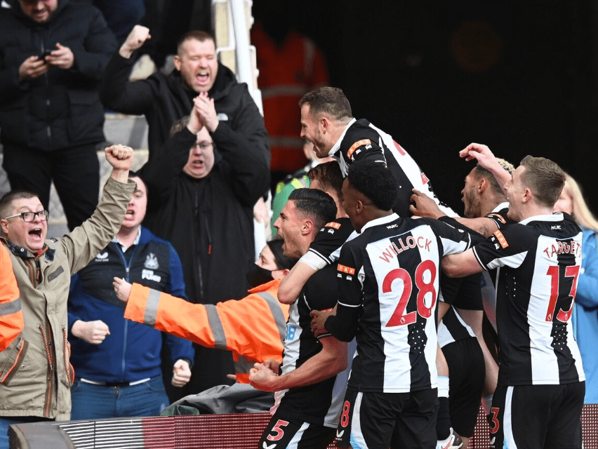 南宫平台-洛杉矶快船迎英超关键赛，集结日内部沟通，媒体盛赞，医务组通报恢复 